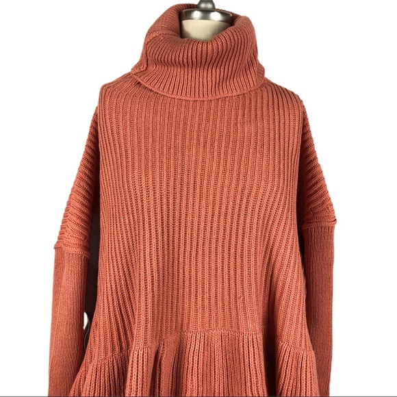 Free People Layer Cake Rose Sweater Size L - Picture 2 of 12